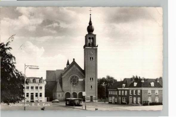 Zevenbergen RK Kerk en wachthuisje bus