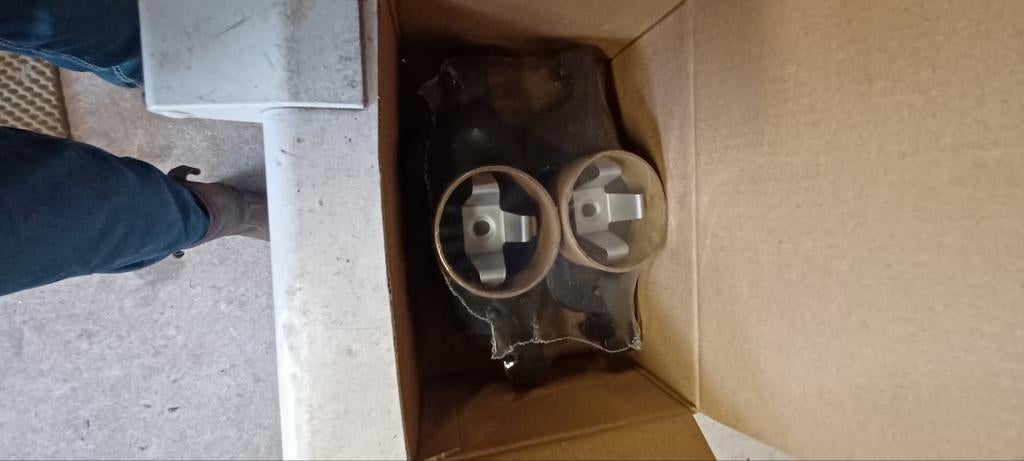 Ford fiesta remblokken, Ophalen, Nieuw, Ford