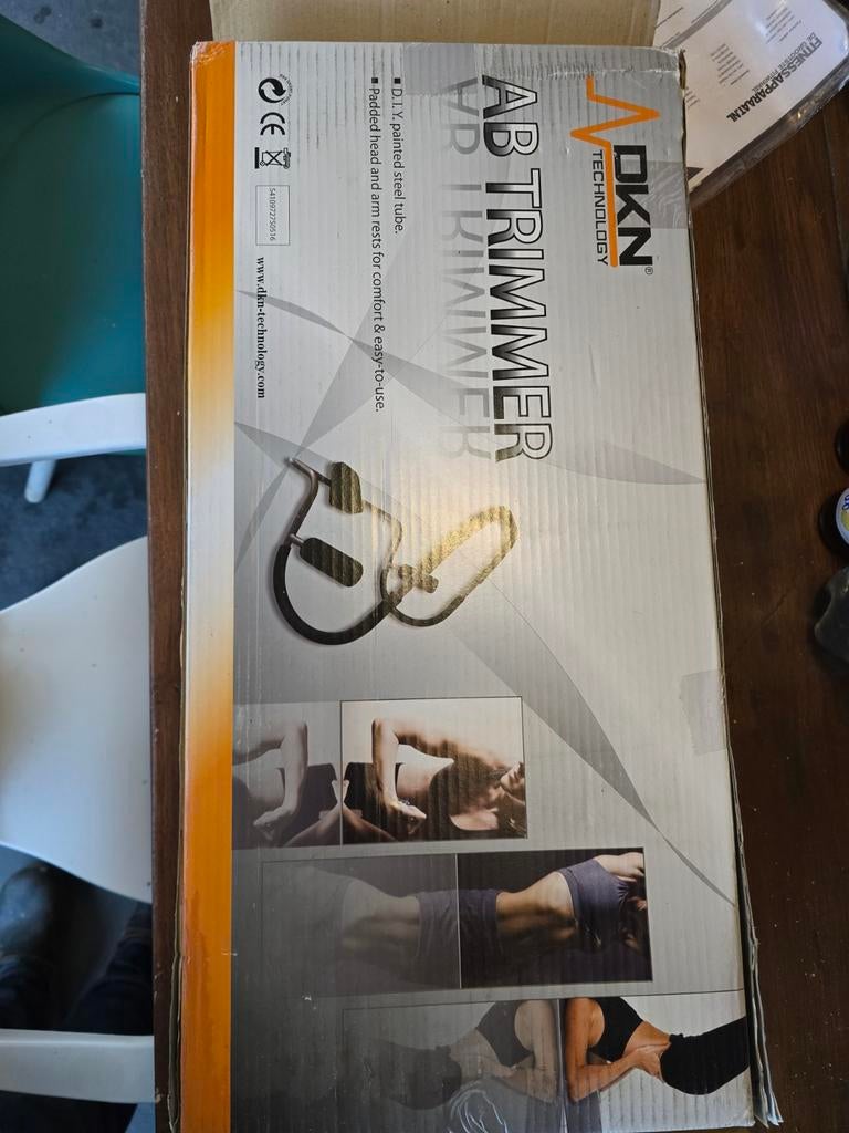AB Trimmer - Nieuw in doos!, Sport en Fitness, Ophalen of Verzenden, Nieuw, Buik, Buikspierwiel