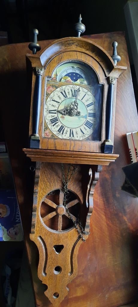 Antieke Friese staartklok/schippertje., Ophalen