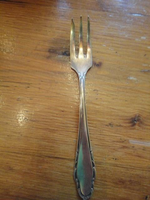 antiek TAARTVORKJE WELLNER 90, versierd handvat, Antiek en Kunst, Antiek | Bestek, Ophalen of Verzenden