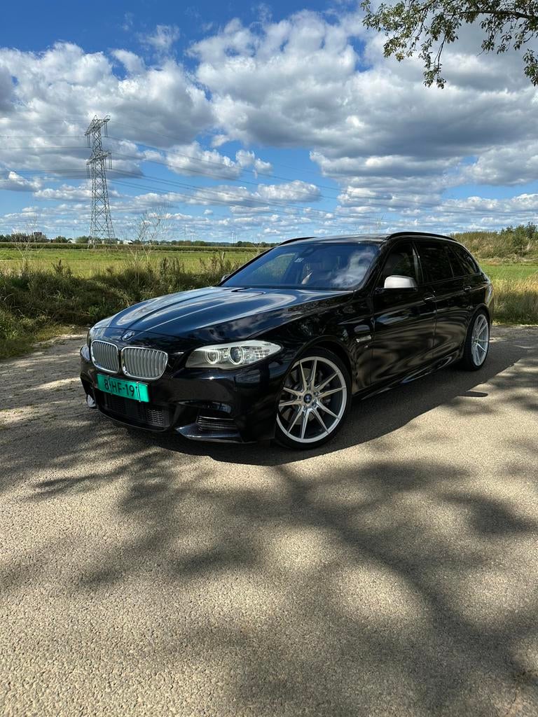 ✅ BMW F11 M550d Touring Individual|360View|XDrive|HUD|Alarm, Auto's, BMW, Automaat, Euro 5, Beige, 2993 cc