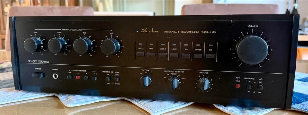 Accuphase E-206 Geïntegreerde Stereo Versterker, Overige merken, Gebruikt, Ophalen of Verzenden, 120 watt of meer