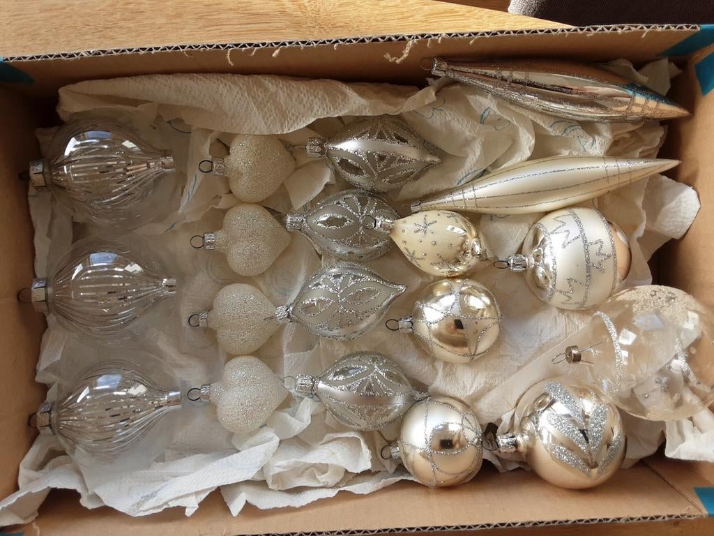 19 zilveren/glazen vintage kerstballen, Ophalen of Verzenden