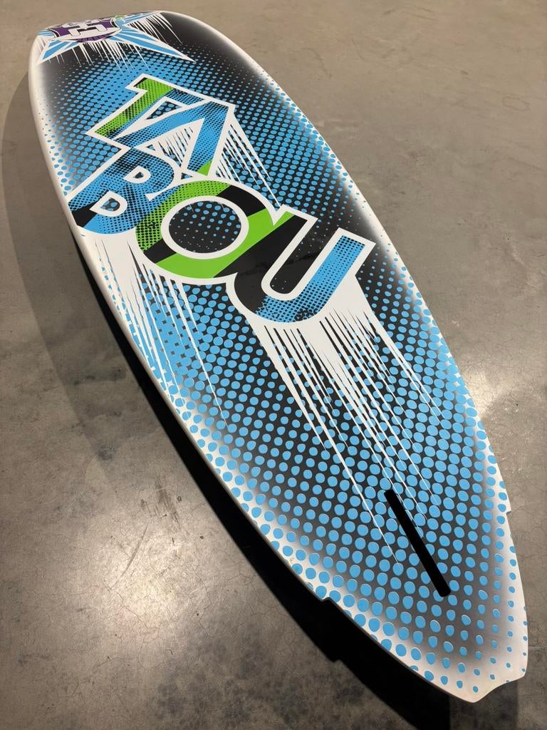 Tabou 3S - 106L / ZGAN, Ophalen, Minder dan 250 cm, Zo goed als nieuw, Met vin(nen)