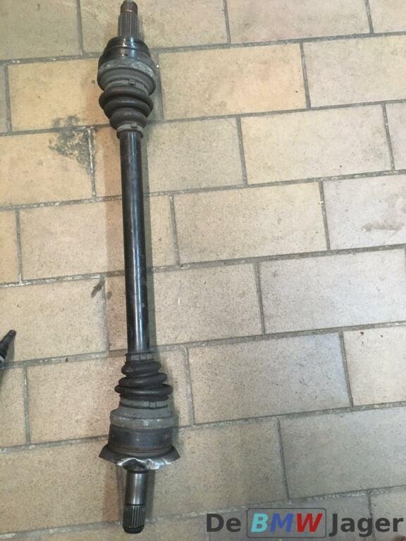 Aandrijfas BMW 5-serie F10 F11 7581027, Gebruikt, Ophalen of Verzenden, BMW, BMW