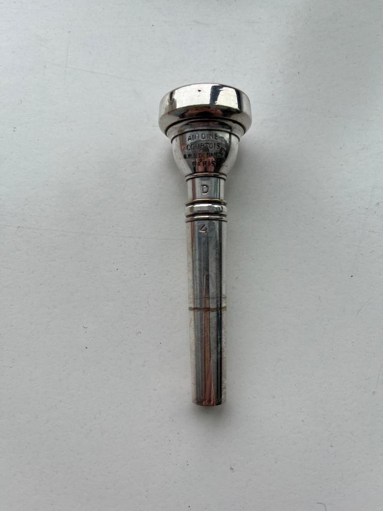 Antoine Courtois Trompet Mondstuk D4, Antoine courtois, Antoine courtois, Zo goed als nieuw, Antoine courtois