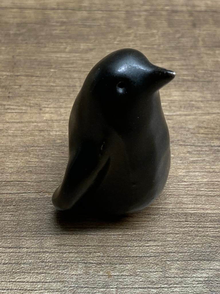 Zwart Dierenbeeldje, Tuin en Terras, Tuinbeelden, Ophalen of Verzenden, Zo goed als nieuw, Kunststof, Dierenbeeld