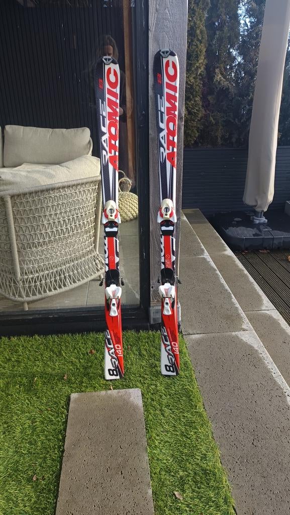 Kinder Ski's Atomic Race 8 - 140 cm, Ophalen, 140 tot 160 cm, Gebruikt, Carve