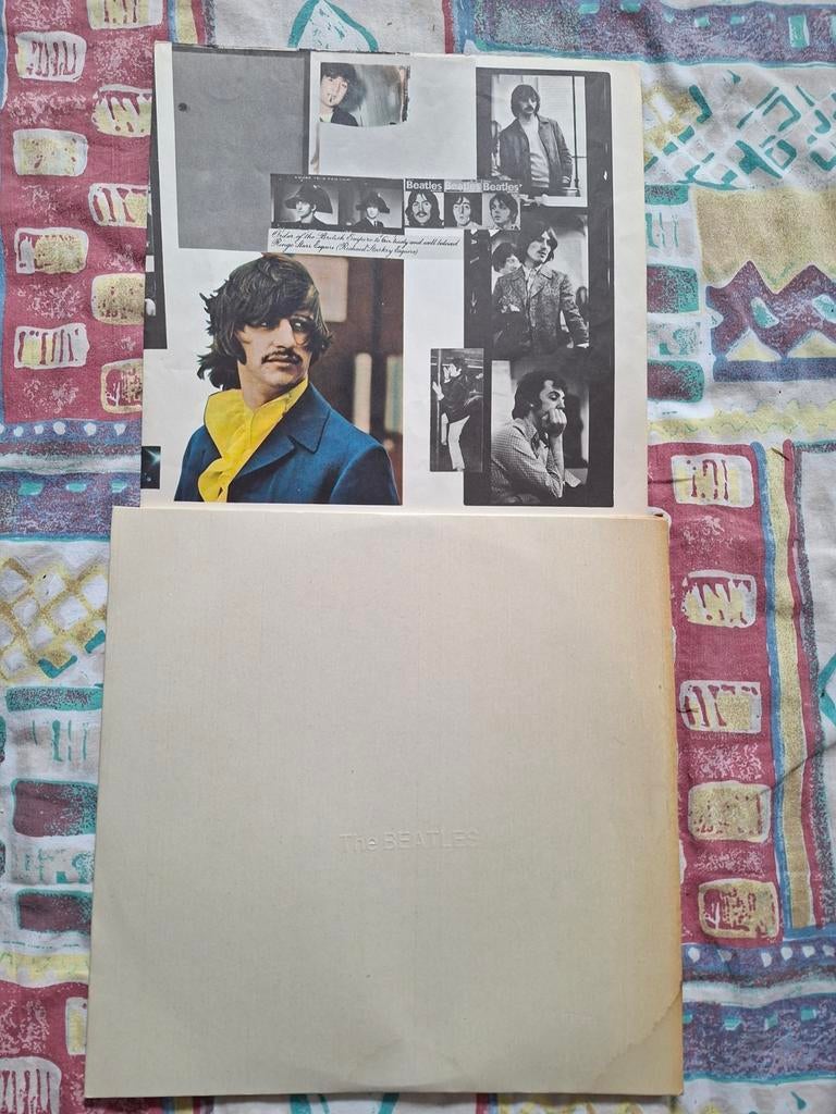 2 The Beatles LP's: The White Album & 1962-1966 (Red Album), Gebruikt, Ophalen of Verzenden, Dubbel-LP, 12 inch