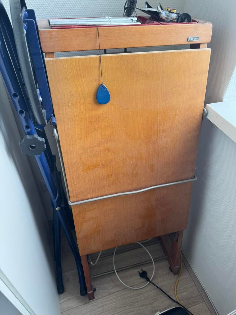 Broekenpers Reguitti, Ophalen, Gebruikt