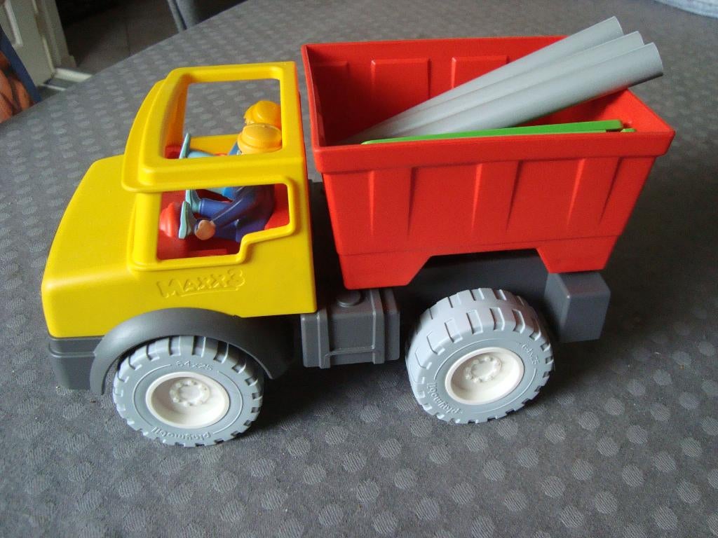 Playmobil vrachtauto nieuw, Kinderen en Baby's, Speelgoed | Playmobil, Ophalen of Verzenden, Nieuw, Complete set