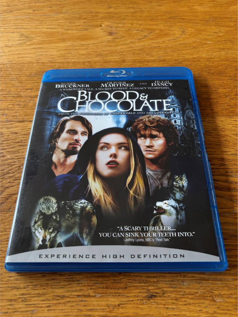 Blu-ray Blood & Chocolat - N-NLO - Regio A, Cd's en Dvd's, Blu-ray, Gebruikt, Horror, Ophalen of Verzenden