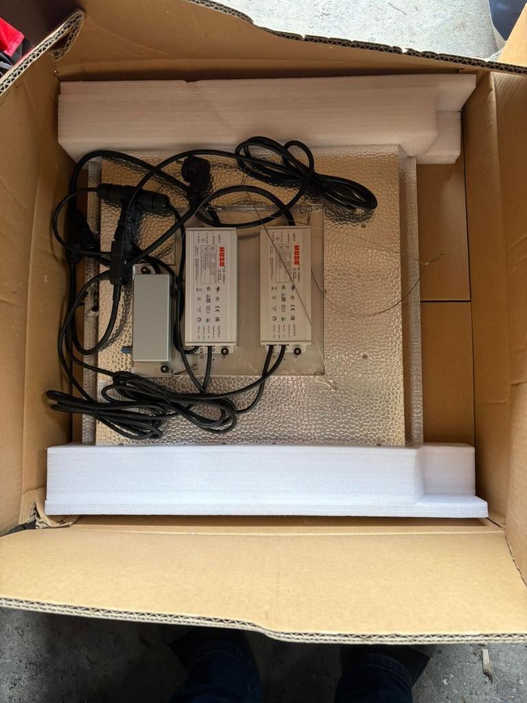 Kweeklamp LED TSW-2000 300W - Zo goed als nieuw, Ophalen of Verzenden, Zo goed als nieuw, Kweeklamp