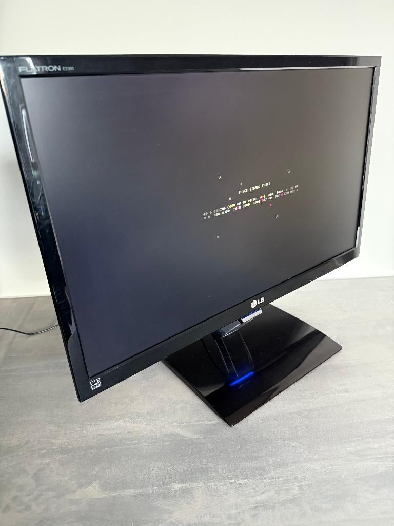 LG monitor 23" inch, Computers en Software, Monitoren, Gebruikt, Full HD, VGA, Lg