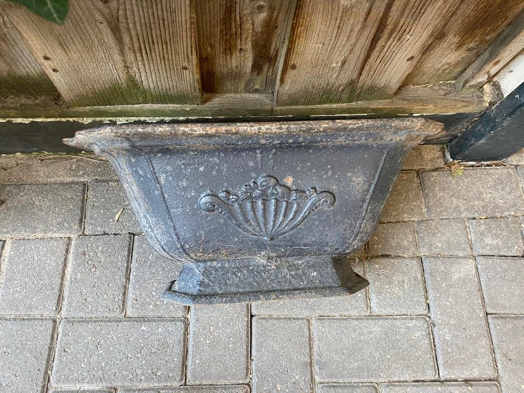 Smeedijzeren bloembak, Ophalen, Gebruikt, Minder dan 30 cm, Rond