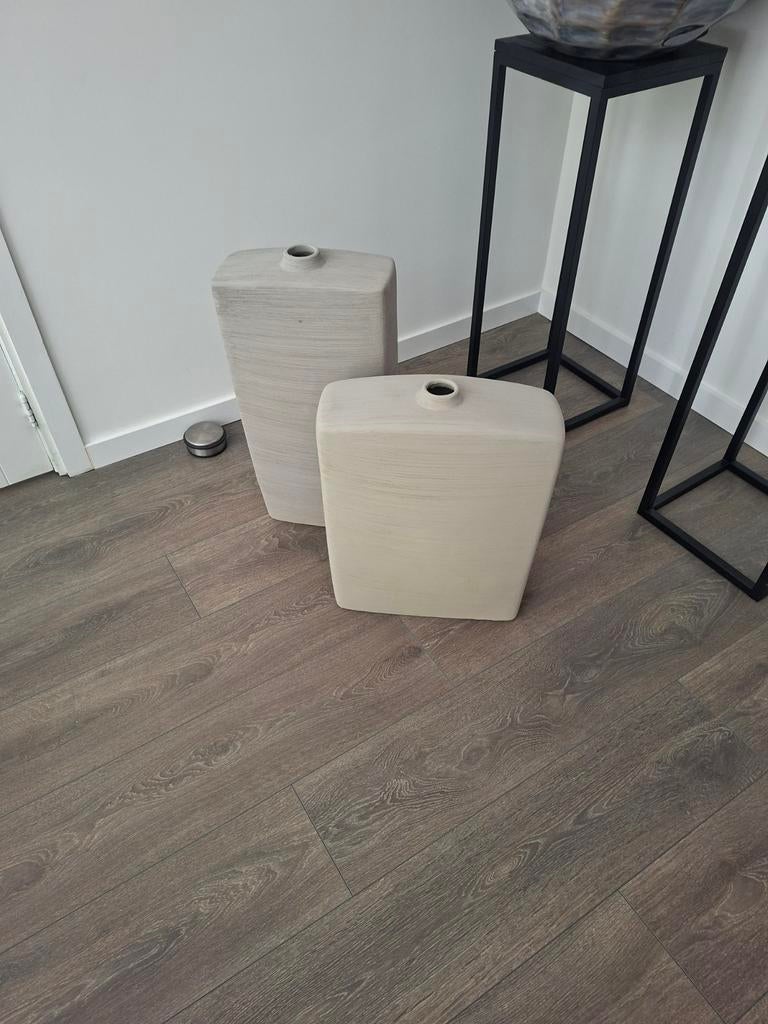 PTMD keramiek grote vazen Janettee, beige/zandkleur zgan, Huis en Inrichting, Woonaccessoires | Vazen, Zo goed als nieuw, Overige kleuren