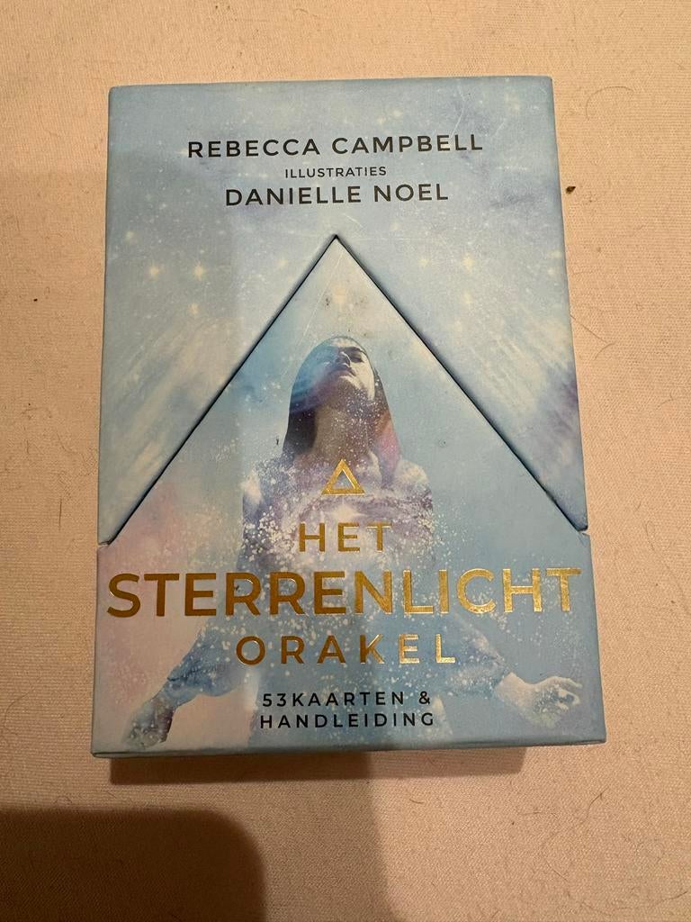 Het Sterrenlicht Orakel kaarten - Rebecca Campbell, Ophalen of Verzenden, Zo goed als nieuw, Tarot of Kaarten leggen, Overige typen