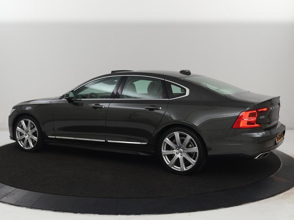 Volvo S90 2.0 T4 Business Luxury+ | Schuifdak | Stoelventila, Auto's, Volvo, 15 km/l, Euro 6, 1969 cc, Bedrijf