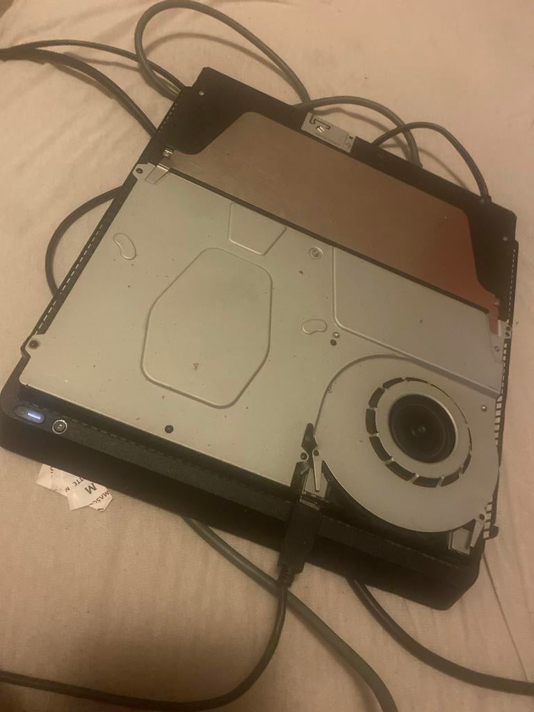 2 x PlayStation 4, Spelcomputers en Games, Spelcomputers | Sony PlayStation 4, Ophalen of Verzenden, Gebruikt, Met 1 controller