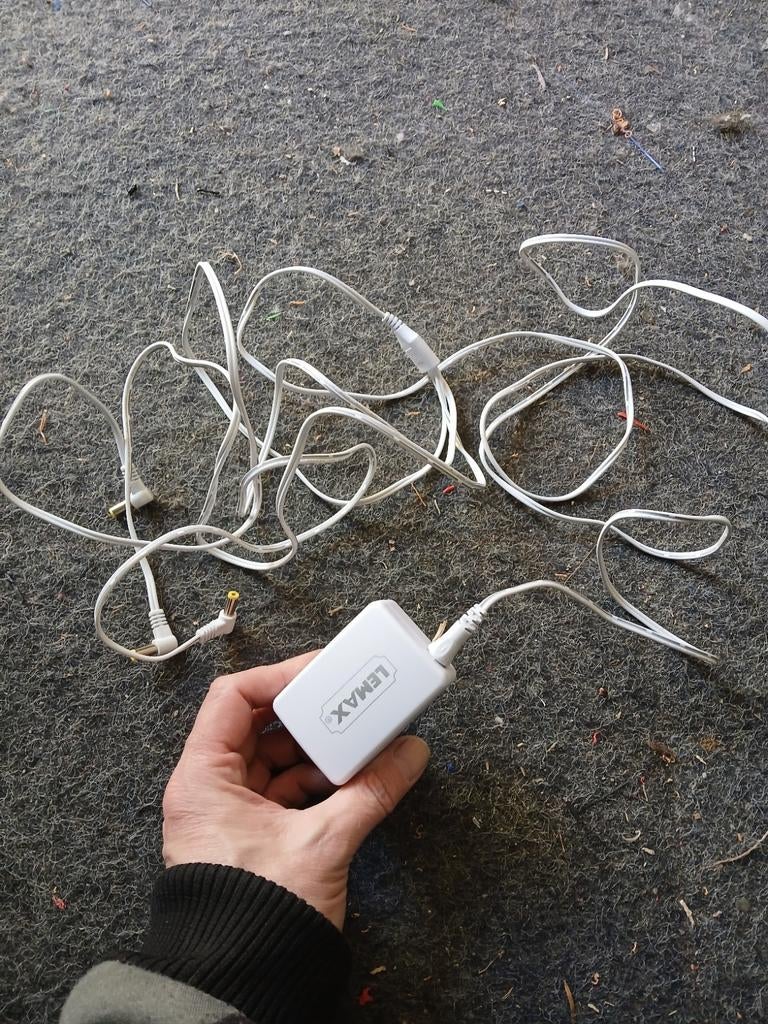 Lemax adapter met 3 aansluitingen kerst huisjes, Ophalen