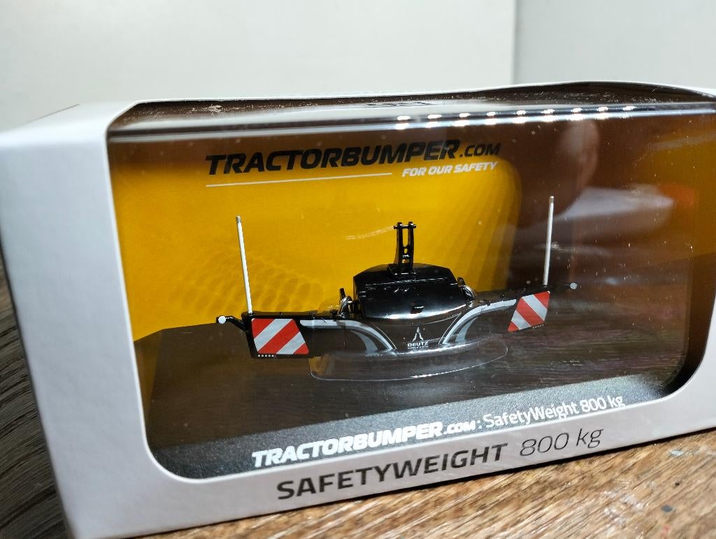 Te koop UH Deutz Safety bumper 800 kg., Ophalen of Verzenden, Nieuw, Tractor of Landbouw, Universal Hobbies