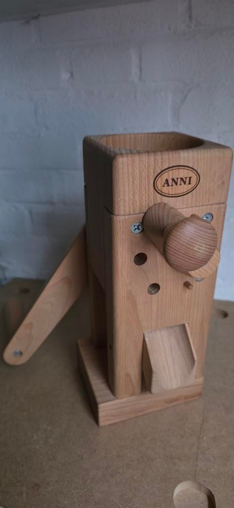 ANNI muesli machine vlokkenmolen met 3 standen voor grofheid, Ophalen