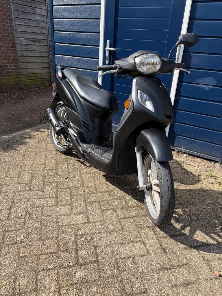 Leuke Sym scooter geel kenteken, Fietsen en Brommers, Scooters | SYM, Gebruikt, Overige modellen, Maximaal 45 km/u, Benzine, Ophalen