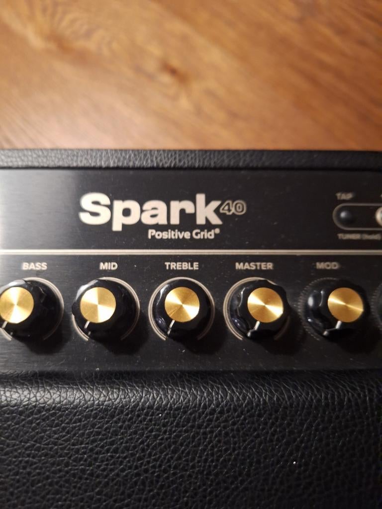 Positive Grid Spark 40 versterker, Ophalen, Zo goed als nieuw, Minder dan 50 watt