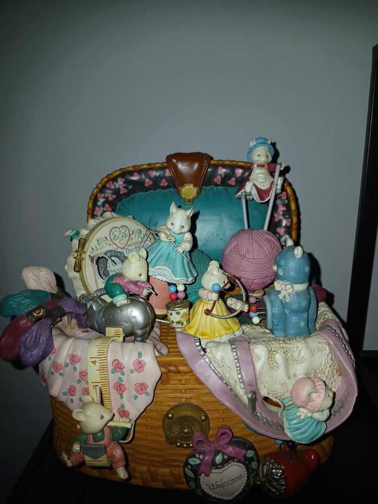 Enesco muziek doosjes met muizen en kermis, Ophalen of Verzenden