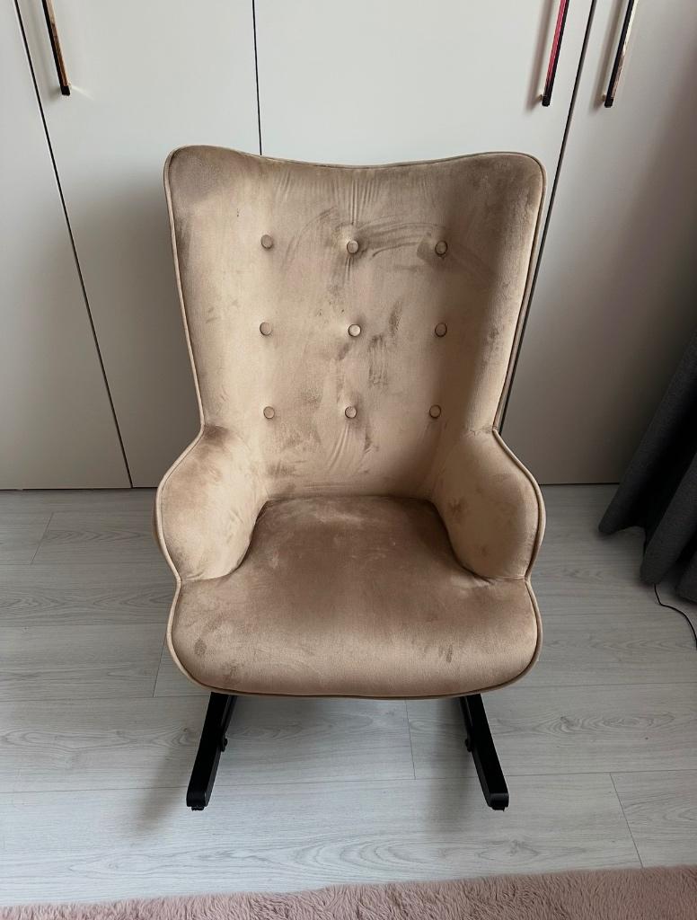 Suède schommelstoel, Ophalen, Zo goed als nieuw, Stoel(en)