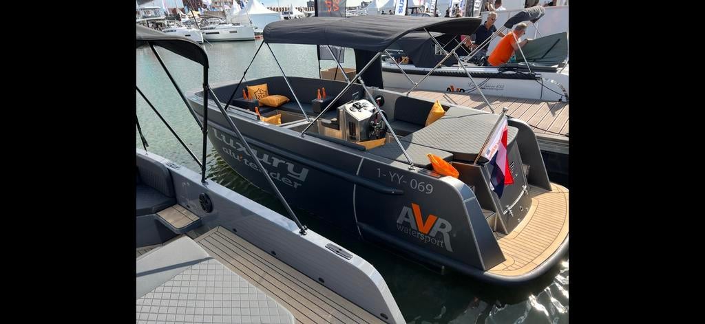 Luxury 65 compleet vaarklaar ( paasshow bij AVR ), 6 meter of meer, Ophalen of Verzenden, Nieuw, Aluminium