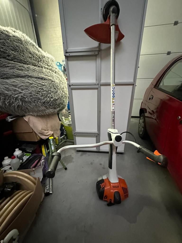 Stihl FS 560 C bosmaaier professioneel krachtig, Ophalen, Zo goed als nieuw, 50 cm of meer, Benzine