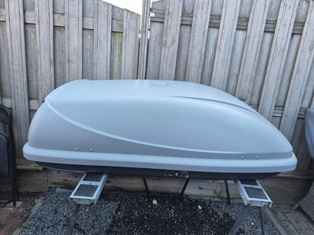 Thule Ocean 100 Dakkoffer zilvergrijs, 330 liter, Ophalen, Gebruikt