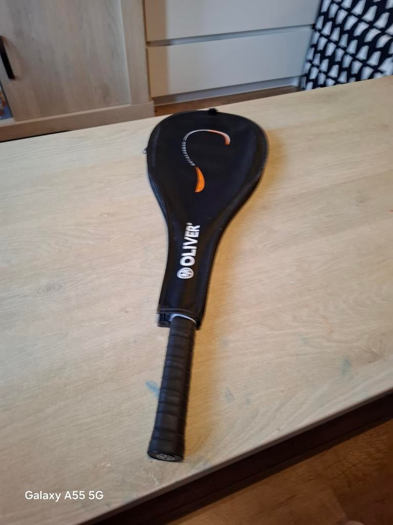 Oliver squashracket met hoes - Zo goed als nieuw, Niet bekend, Met hoes, Ophalen of Verzenden, Zo goed als nieuw