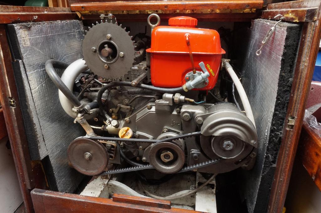 Yanmar YSB 8 binnenboordmotor (afkomstig uit Waarschip), Ophalen, Gebruikt, 5 tot 10 pk, Binnenboordmotor