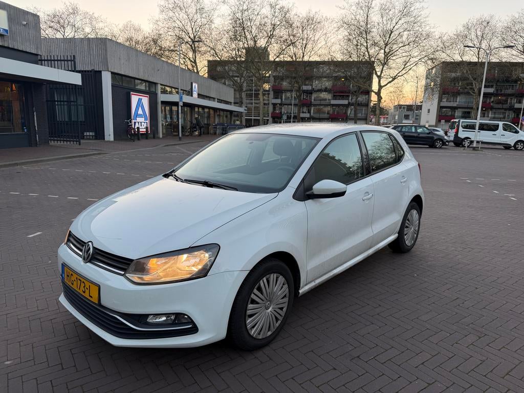 Volkswagen Polo 1.0 TSI 55KW 2015 Wit, Auto's, Stof, Wit, Origineel Nederlands, Handgeschakeld