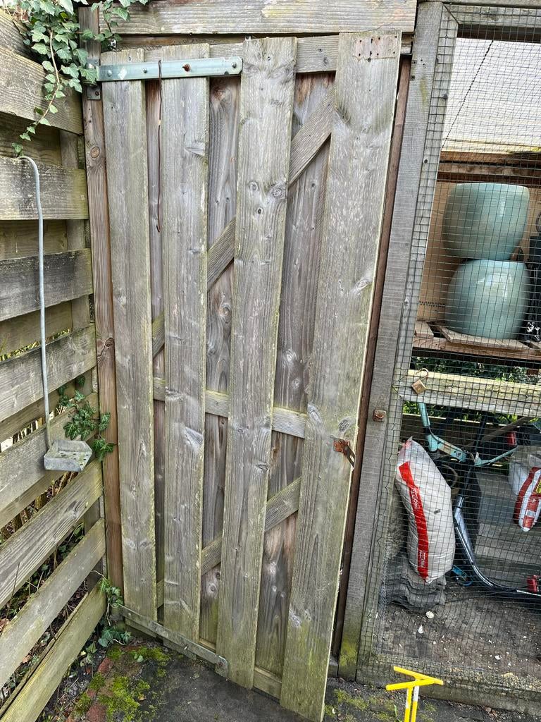 Schuttingdeur van hardhout, Ophalen, Minder dan 3 meter, Hout, 1 tot 2 meter