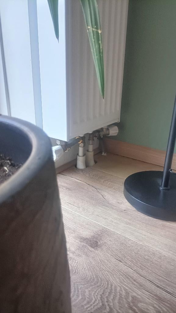 Radiator henrad alto verticaal, Ophalen, Radiator, Minder dan 60 cm, Zo goed als nieuw