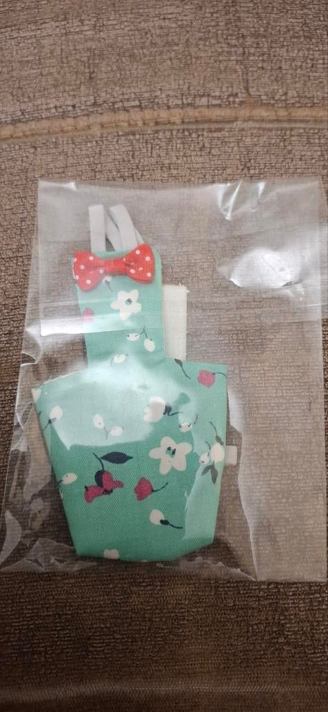 Vogelluiers , kleine vogels denk aan parkiet, enzo., Dieren en Toebehoren, Vogels | Overige Vogels