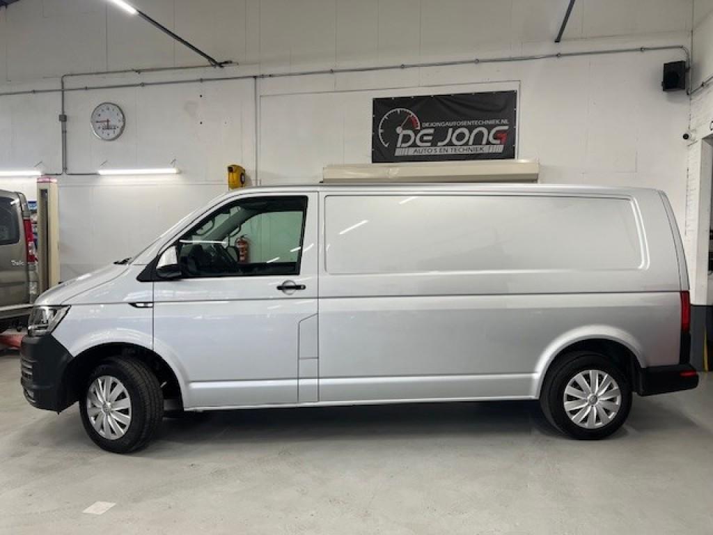 Volkswagen TRANSPORTER 2.0 TDI L2H1 150PK 3 zits, PDC, CAMER, Auto's, 4 cilinders, 150 pk, Volkswagen, 2500 kg