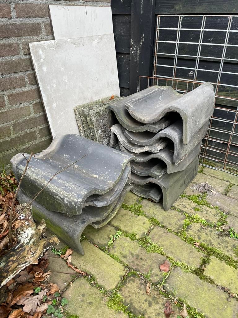 Kantpannen, Doe-het-zelf en Verbouw, Dakpannen en Dakbedekking, Ophalen, Gebruikt, Steen of Klei, Minder dan 5 m²