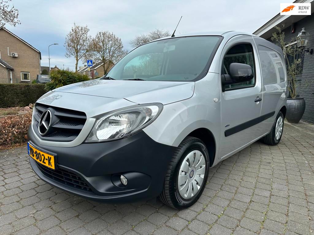 Mercedes-Benz Citan 108 CDI BlueEFFICIENCY Org NL, Airco, BT, Voorwielaandrijving, Euro 5, Stof, Zwart