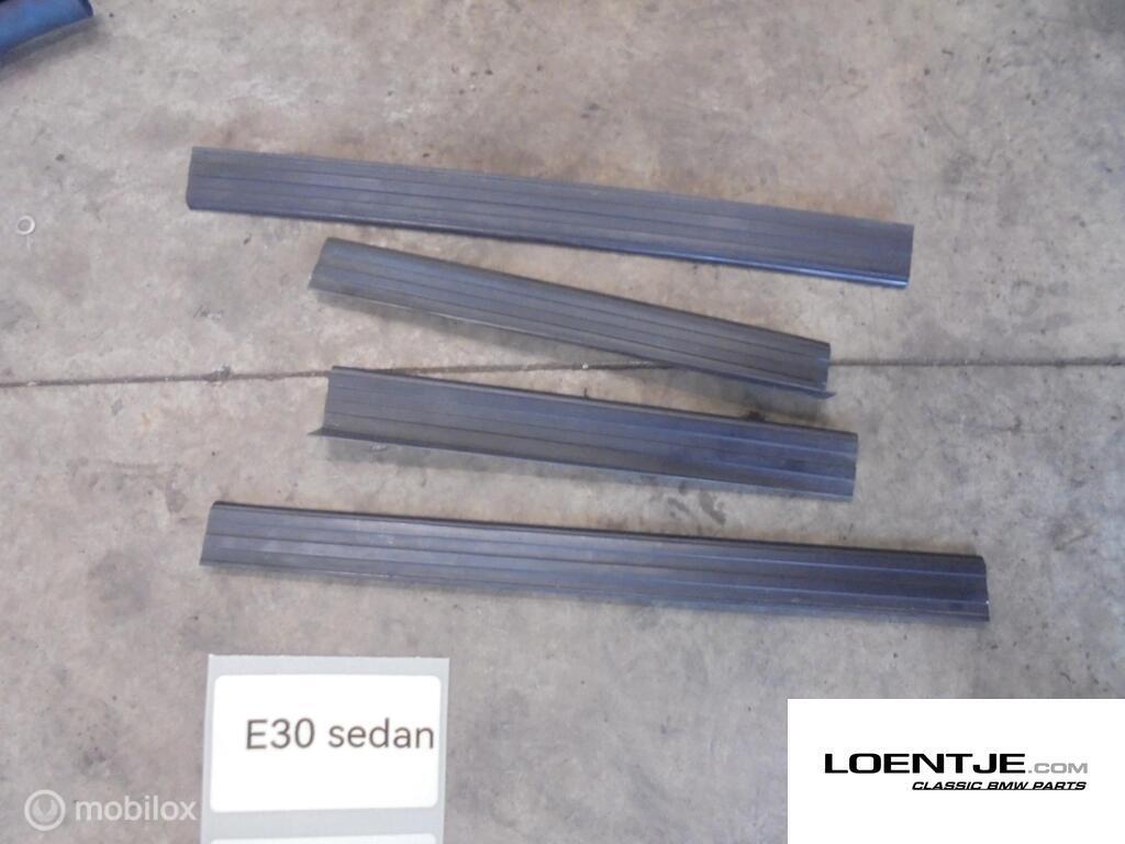 set instaplijsten bmw e30 sedan 316 318 320 324 325, Auto-onderdelen, Gebruikt, Ophalen of Verzenden, BMW, BMW