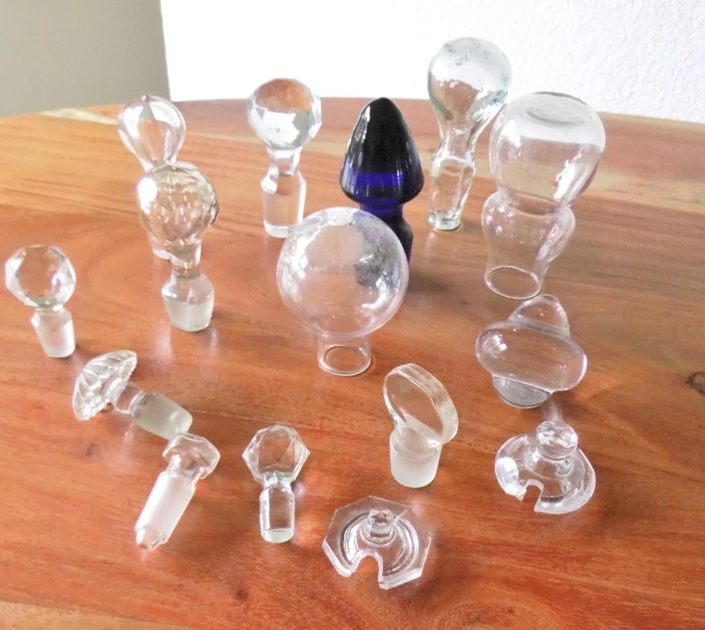 Antieke en oude glazen stoppen voor karaffen e.d., Antiek en Kunst, Antiek | Glas en Kristal, Ophalen of Verzenden