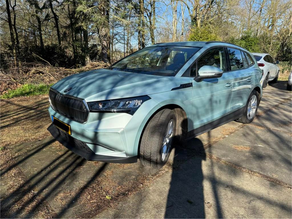 Skoda Enyaq 60 Elektromotor 180pk 2022 Grijs, Auto's, Skoda, Automaat, 34 min, Achterwielaandrijving, 95 pk
