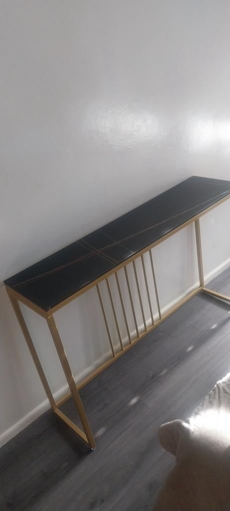 Wand/side marmer/goud tafel., Huis en Inrichting, Tafels | Sidetables, Ophalen, 100 tot 150 cm, Zo goed als nieuw, 25 tot 50 cm