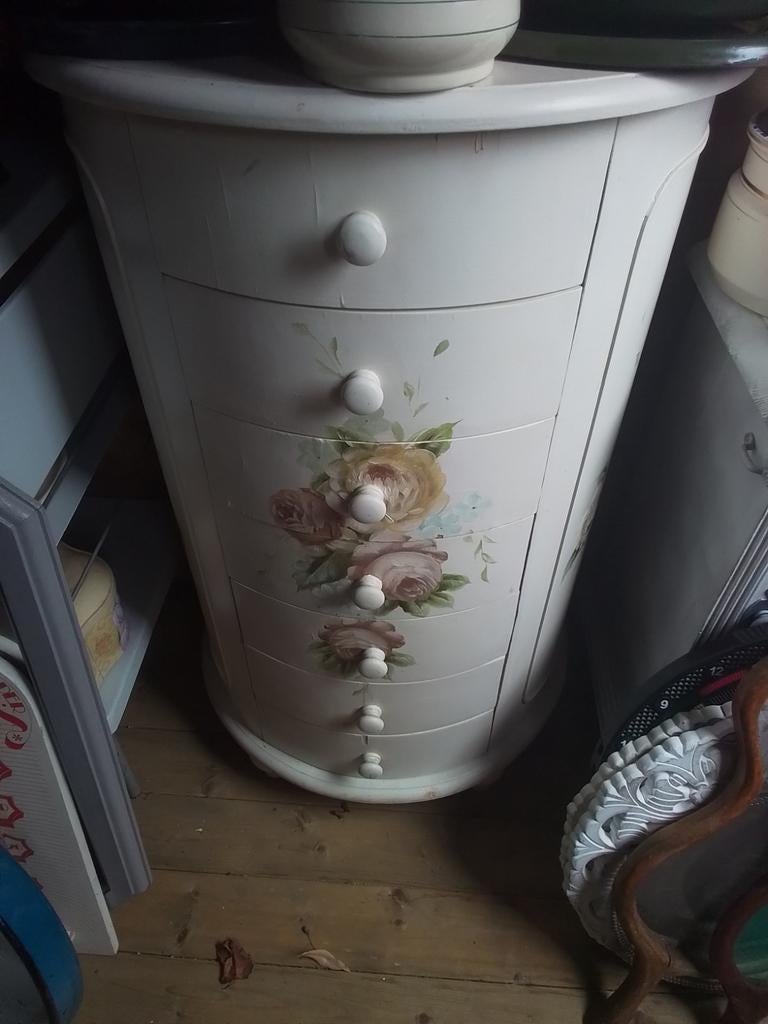 Handbeschilderd ovaal kastje met 7 lades, Ophalen of Verzenden, 50 tot 100 cm, Minder dan 100 cm