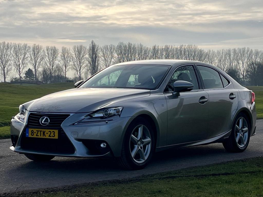 Lexus IS 300h 25th Edition | Limited Edition | Navigatie | S, Euro 5, Achterwielaandrijving, Gebruikt, Leder en Stof