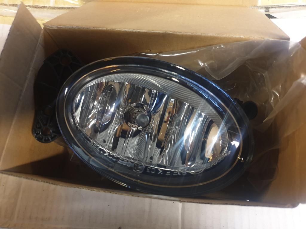 Originele nieuwe mistlamp W211 E-Klasse A1698201556 W230, Niet ingevuld, Mercedes-Benz, Niet ingevuld, Nieuw
